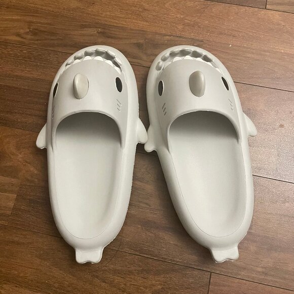 Men’s Grey Slides - Picture 1 of 2